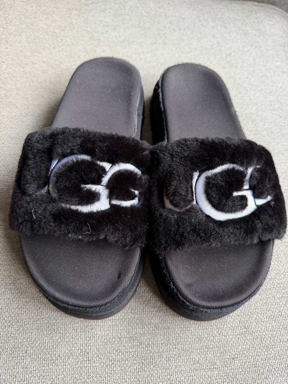 UGG Dakota Slippers Black White Women's 8
